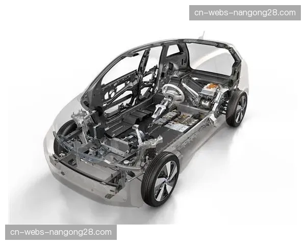 材料革新：实验室披露碳纤维与新型合金复合车架测试数据